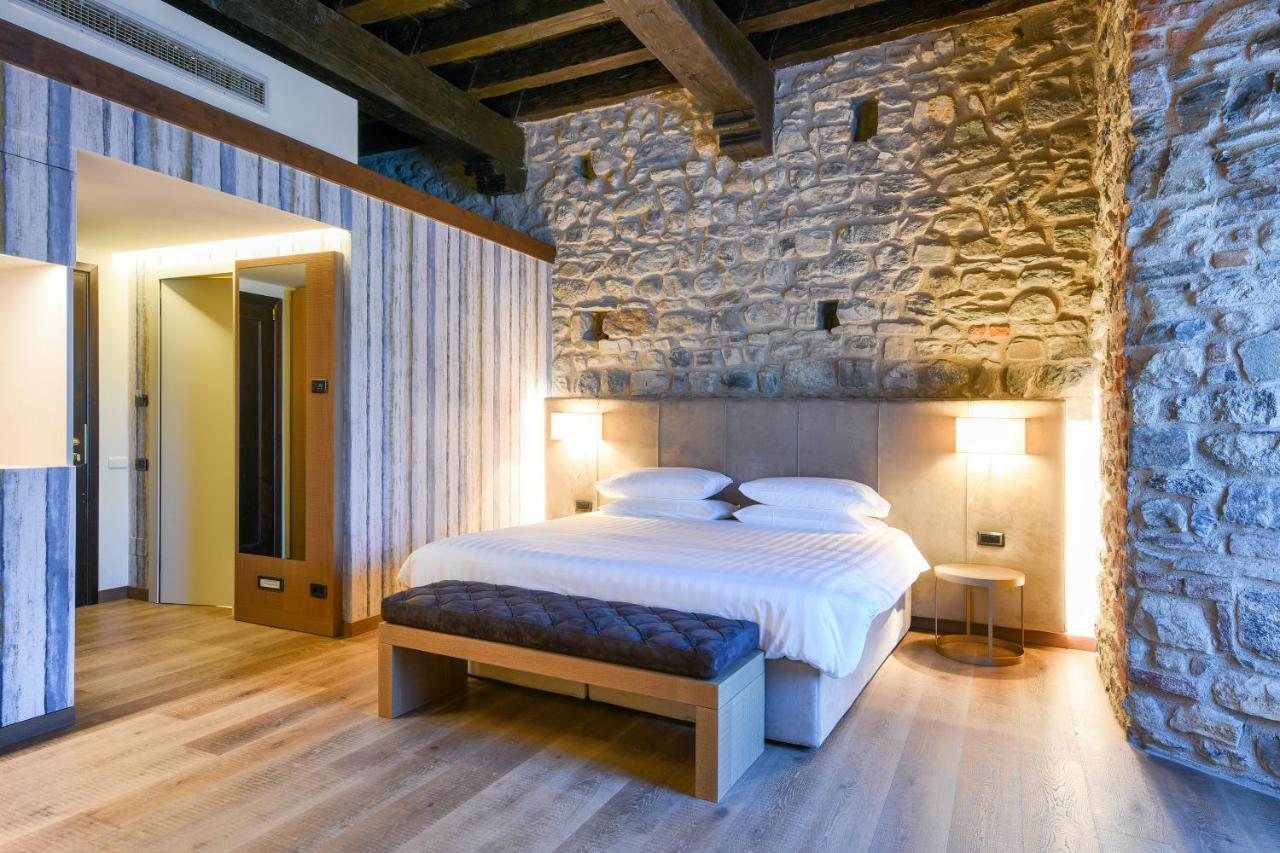 Relais & Spa Castello Di Casiglio Erba Luaran gambar