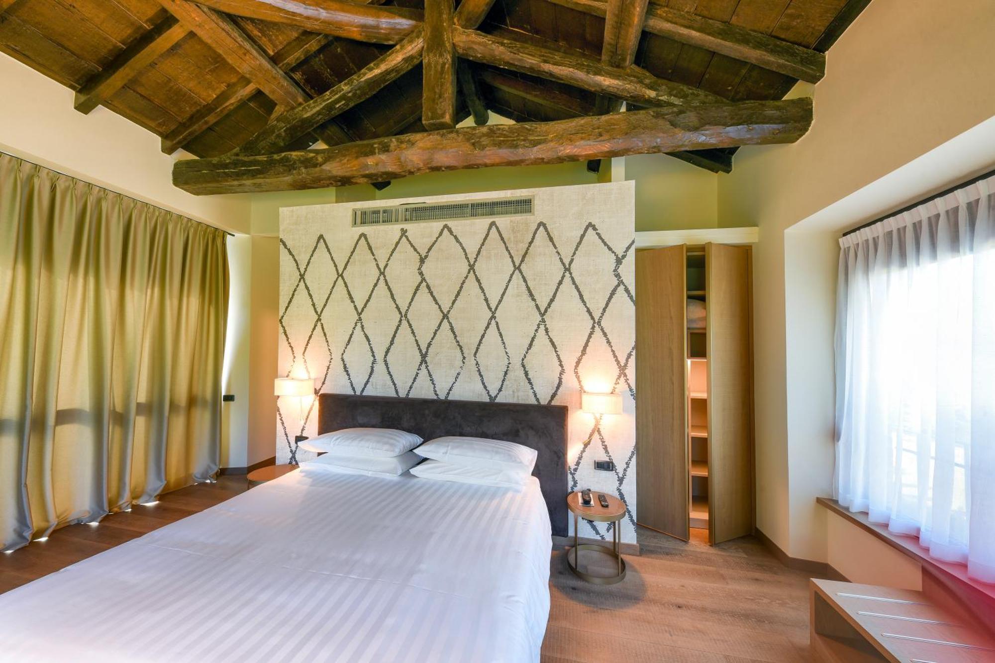 Relais & Spa Castello Di Casiglio Erba Bilik gambar